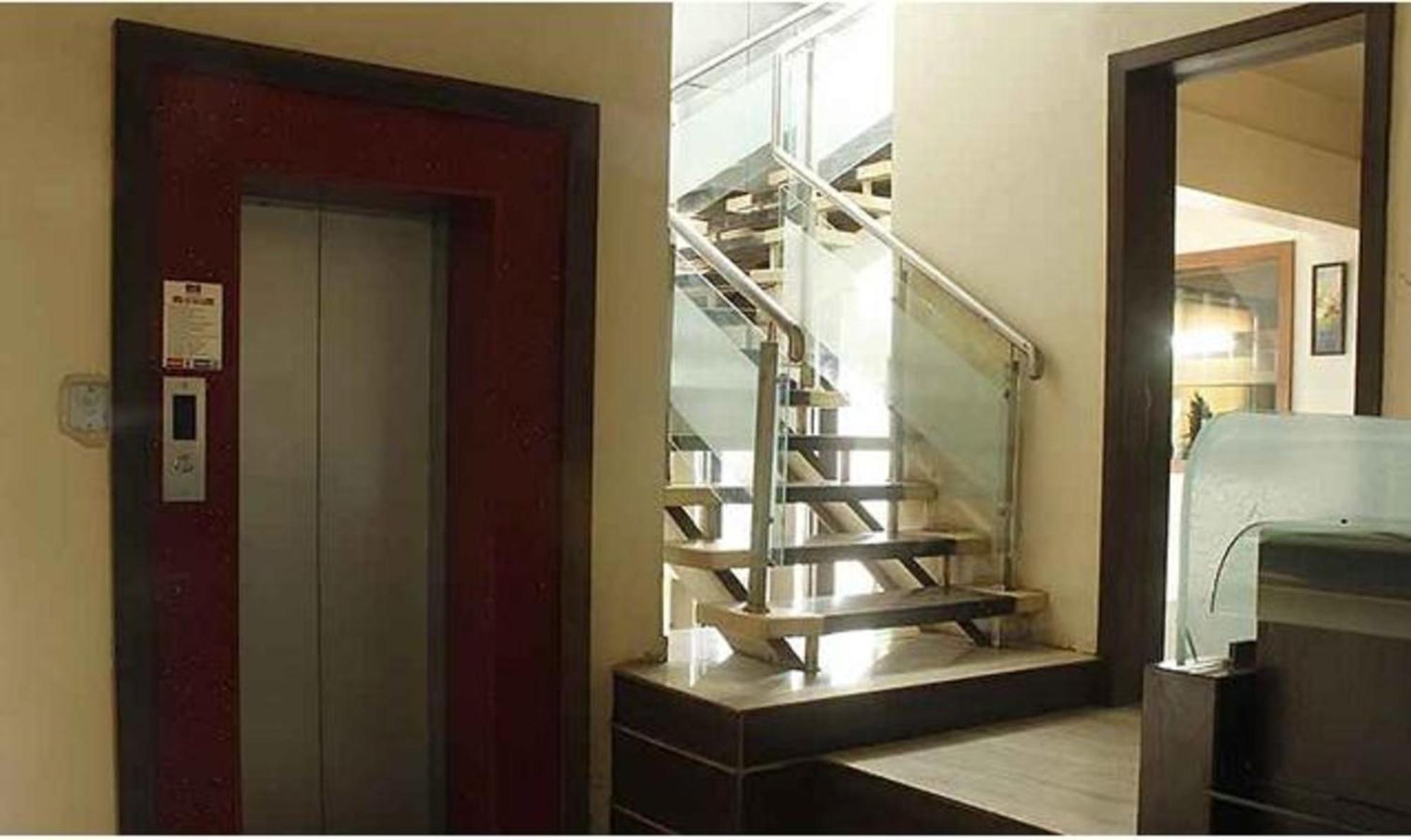 Fabhotel Skylark Inn Nashik Extérieur photo