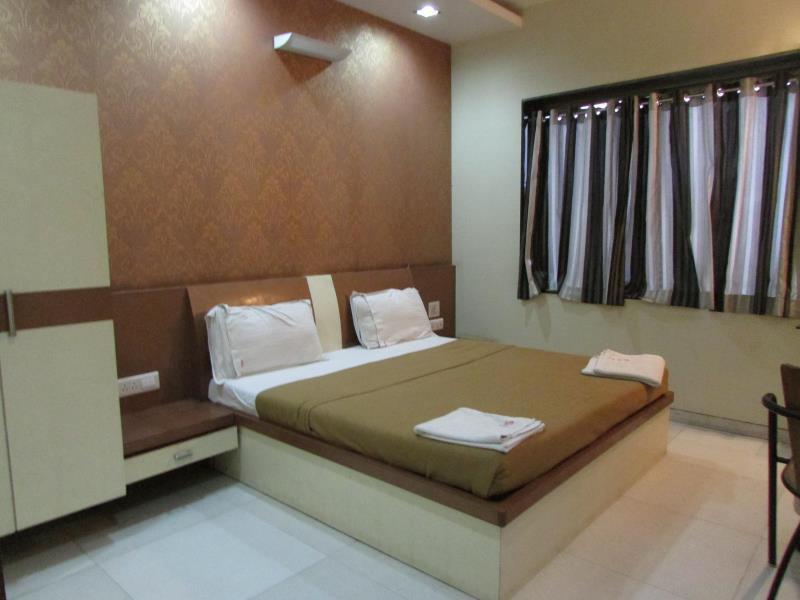Fabhotel Skylark Inn Nashik Extérieur photo
